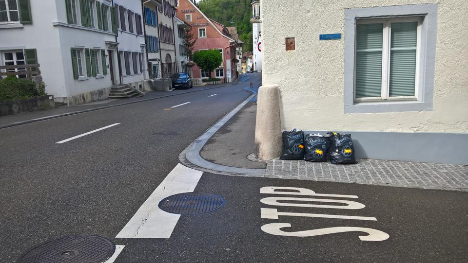 Noch sind sie nicht zerfezt von Tieren