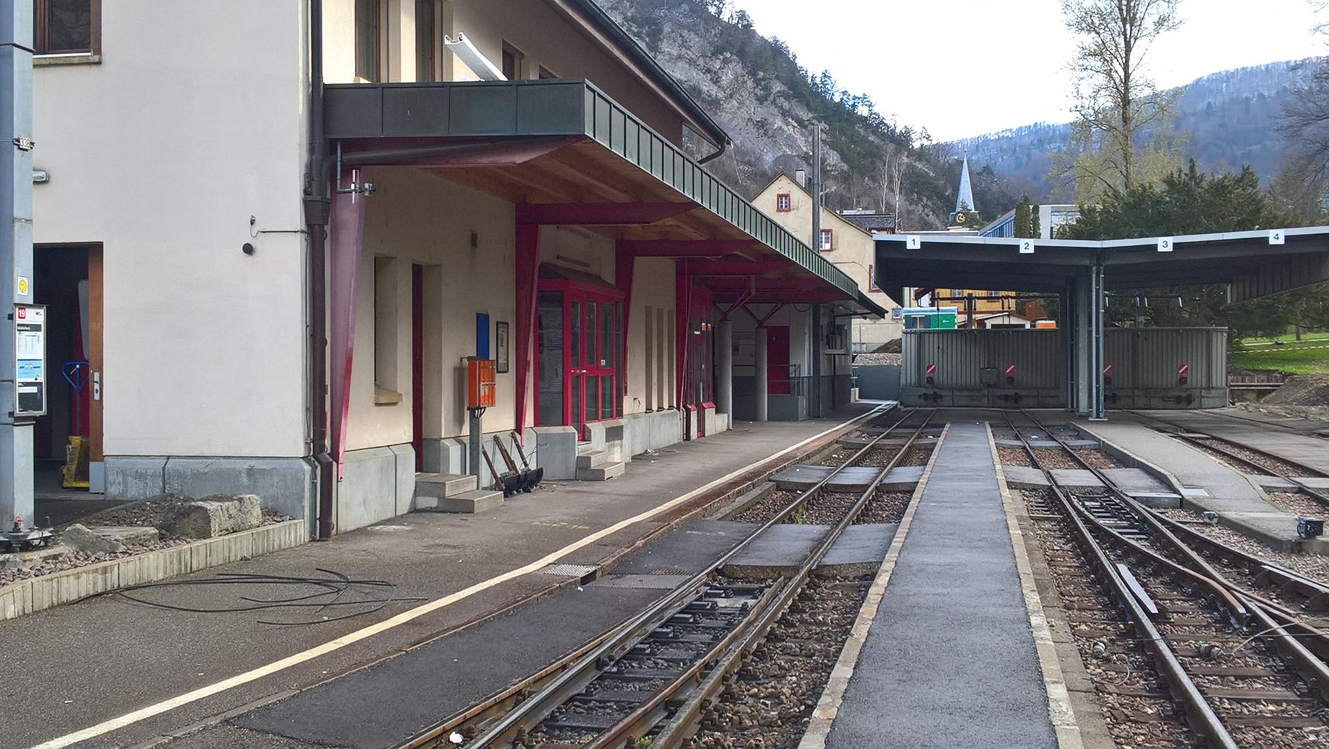 Waldeburger-Bahnhof-alt